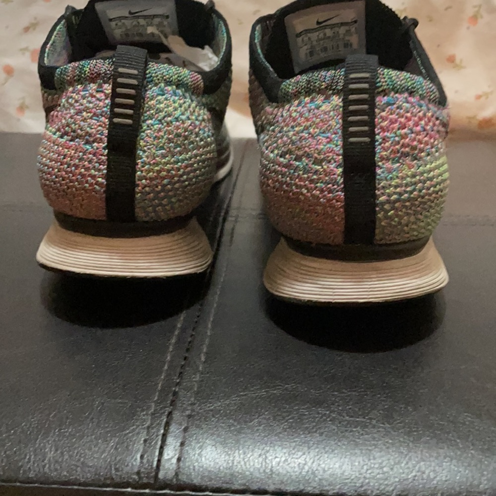 Nike flyknit Multicolor Racer - Picture 4 of 6